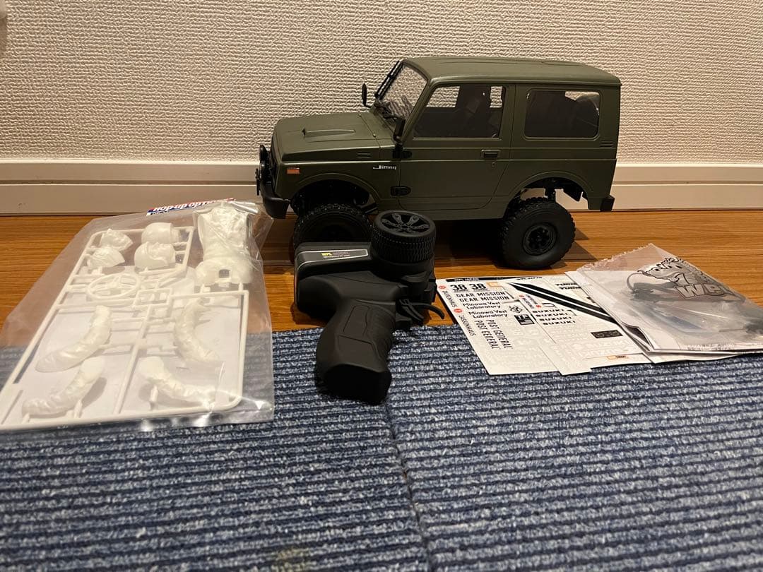 WPL JAPANスズキジムニー　オプションパーツ組込済み　オマケ付