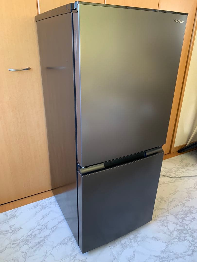 ‘23年製SHARP 冷蔵庫 １５２ℓ