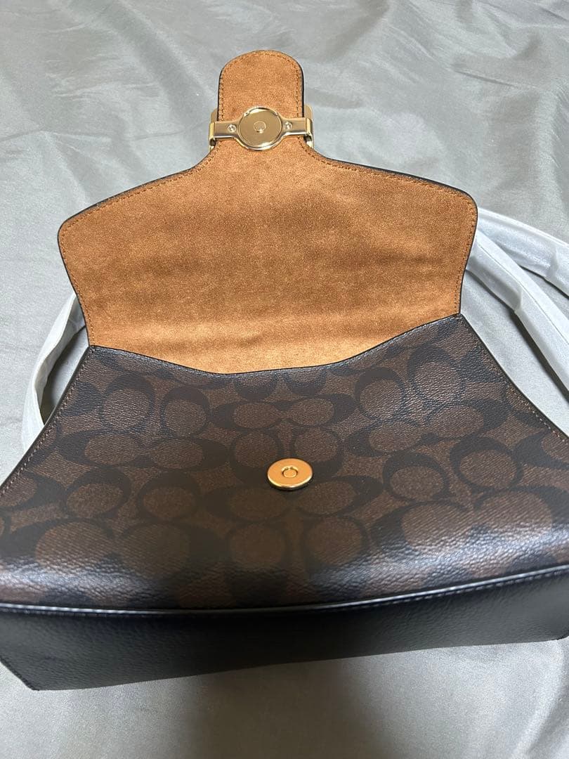 COACH コーチ　ショルダーバッグ　ペッパーサッチェル