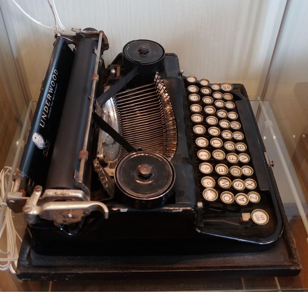 アンティークタイプライター Underwood ヴァイオレット エヴァー