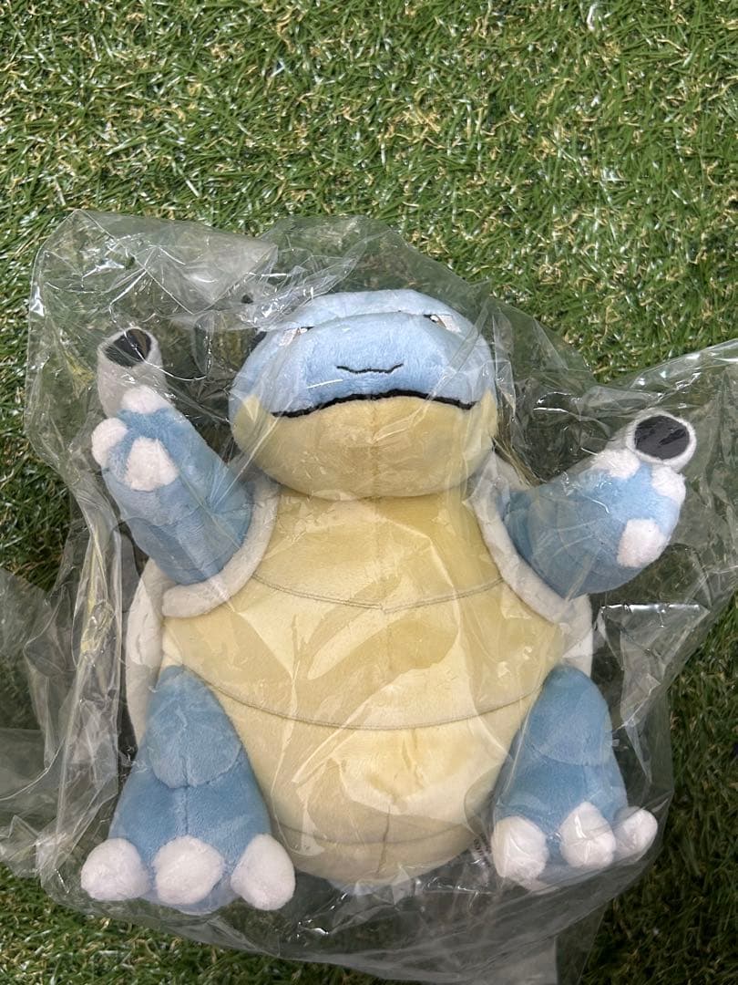ポケモンぬいぐるみ　まとめ売りゼラオラ　グルトン　カメックス　エンペルト
