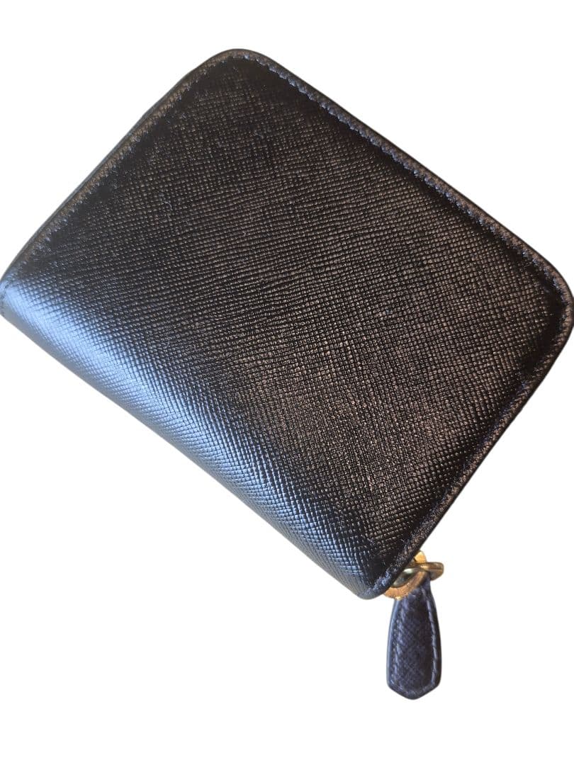 ＰＲＡＤＡ　プラダ　ケース　ラウンドファスナー　ブラック革