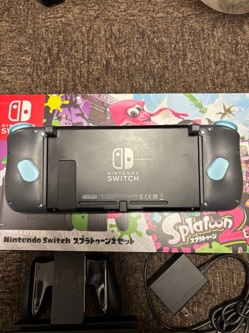 d*9様 Nintendo switch 本体　スプラトゥーン　ゲンガー