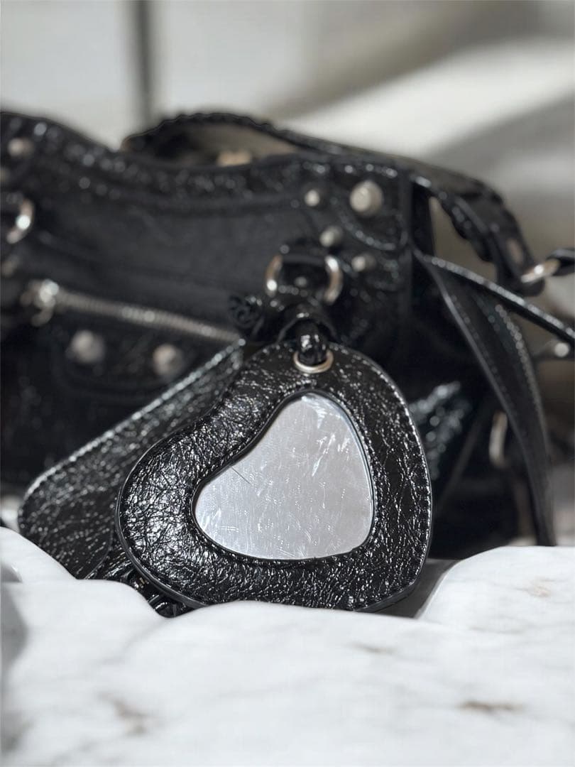 BALENCIAGA バレンシアガ ネオカゴール ショルダーバッグ 箱付き