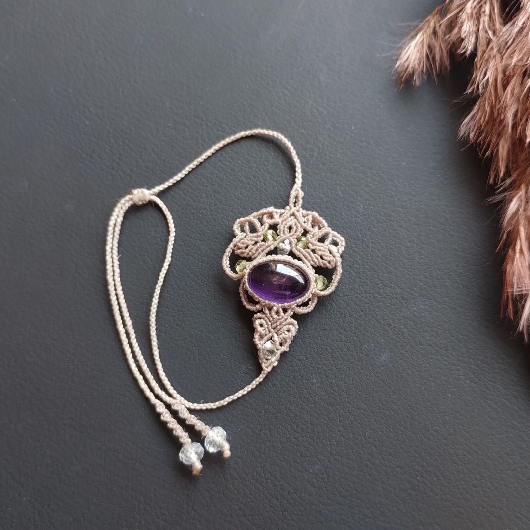 まつこ様専用】ルチルクォーツ＆アイオライトのマクラメ編みネックレス