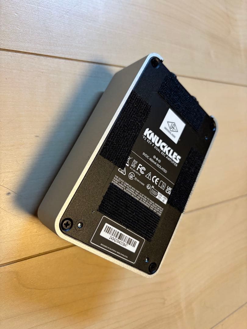 UAFX KNUCKLES エフェクター