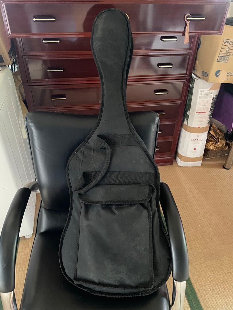 エレキギター 赤