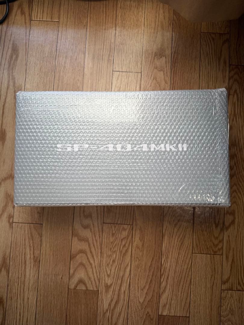 SP-404MKII サンプラー（新品） ローランドと「KDJ Records」のコラボによるサンプラー 「SP-404MKII