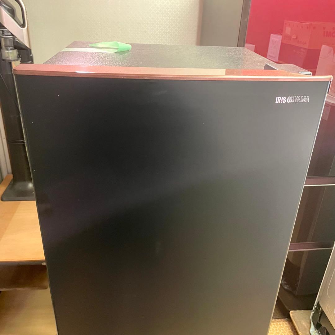 アイリスオーヤマ 冷蔵庫 IRSE-H16A-B 162L 2021年
