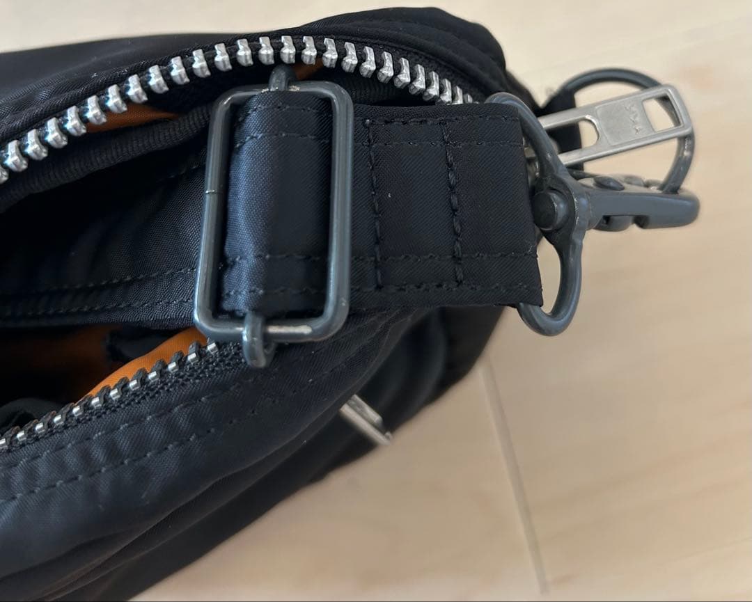 PORTER タンカー　ショルダーバッグ ブラック　ポーター　吉田カバン