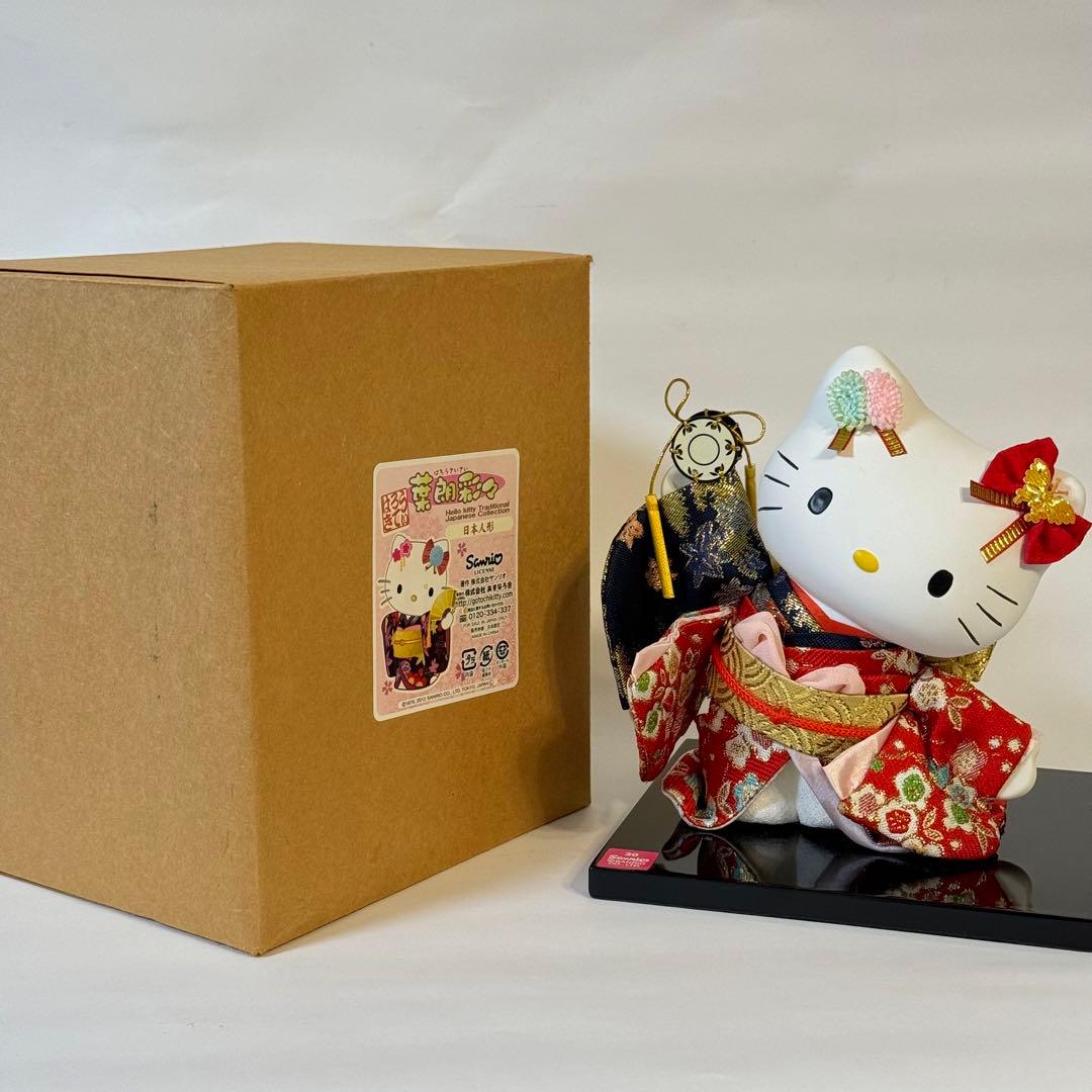 ハローキティ 日本人形 陶器製 着物 梅 置物 和楽器 和太鼓 小鼓