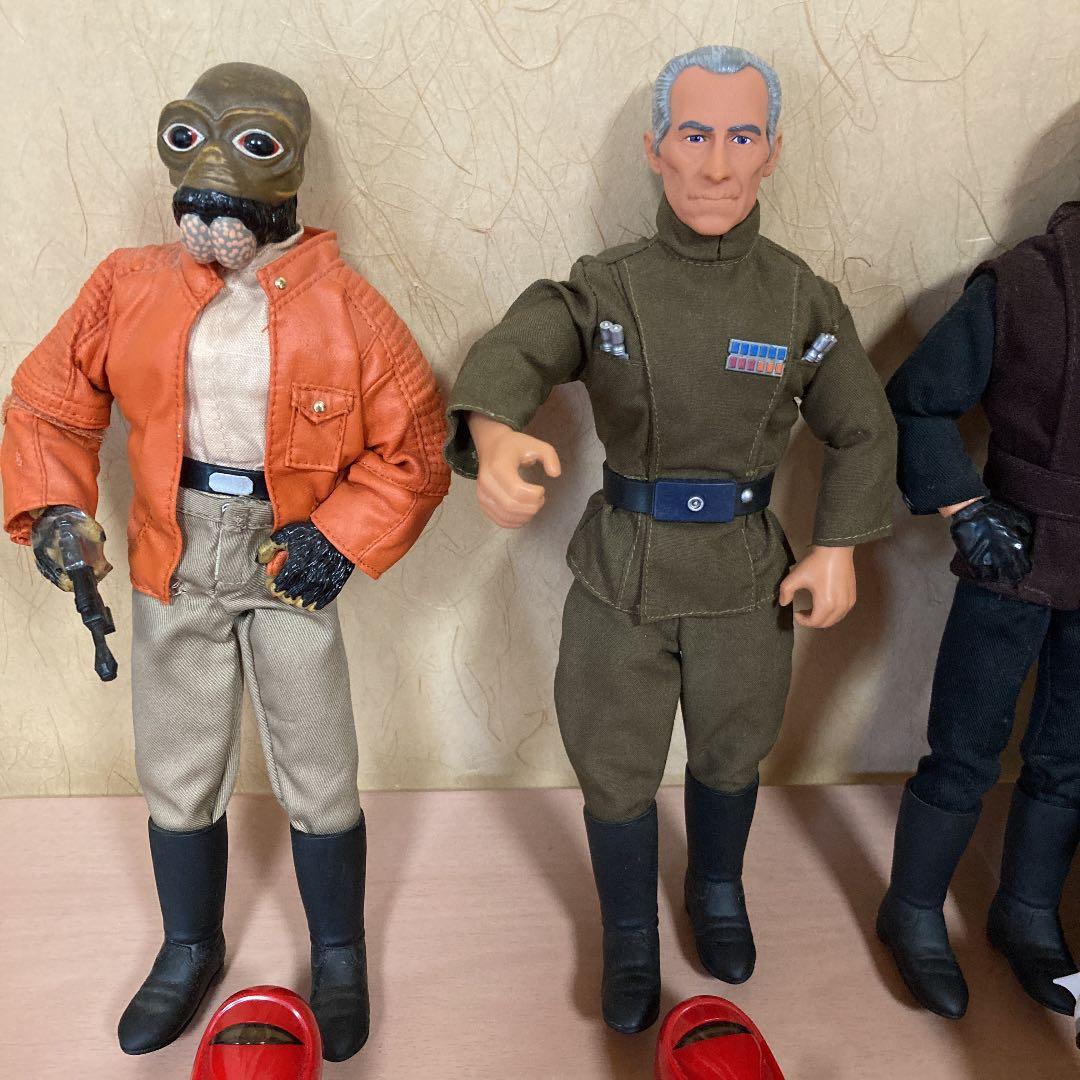 【めちゃ得】スターウォーズ　30センチ大フィギュア10体＋小1体＋武器色々セット