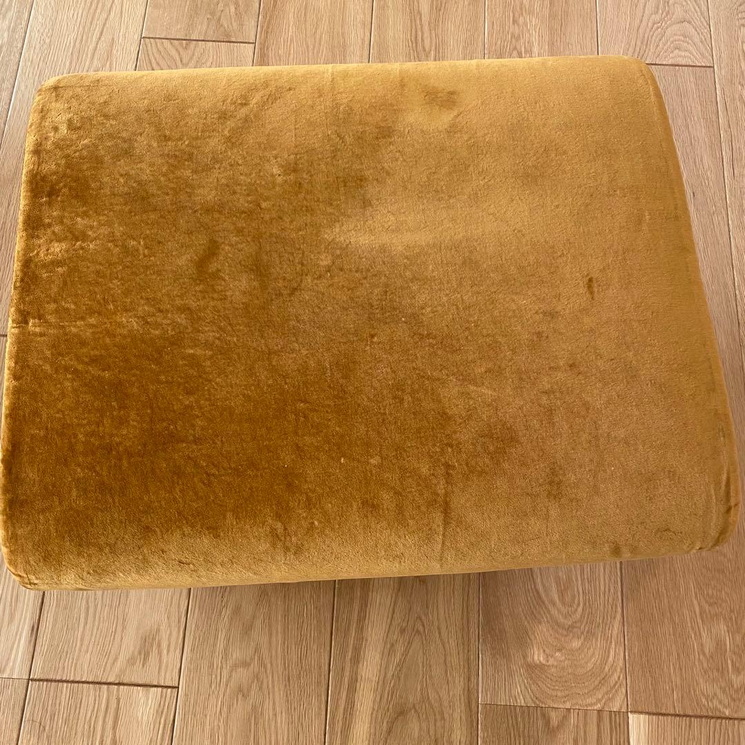 TRUCK FURNITURE ブラウンオットマン