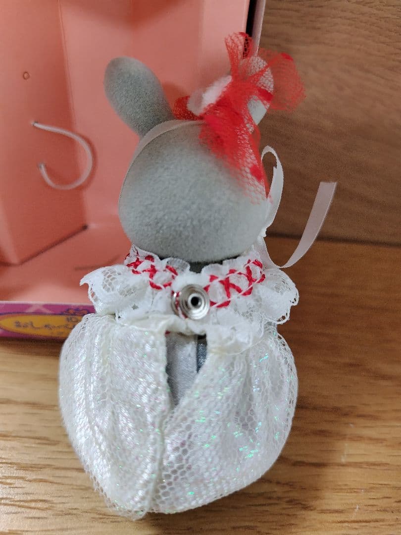 シルバニア希少おしゃべりうさぎ