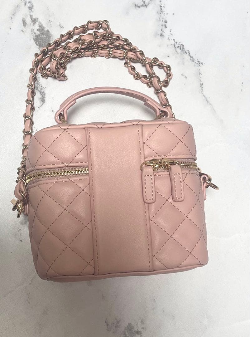 Darich キルティングスクエアミニバッグ