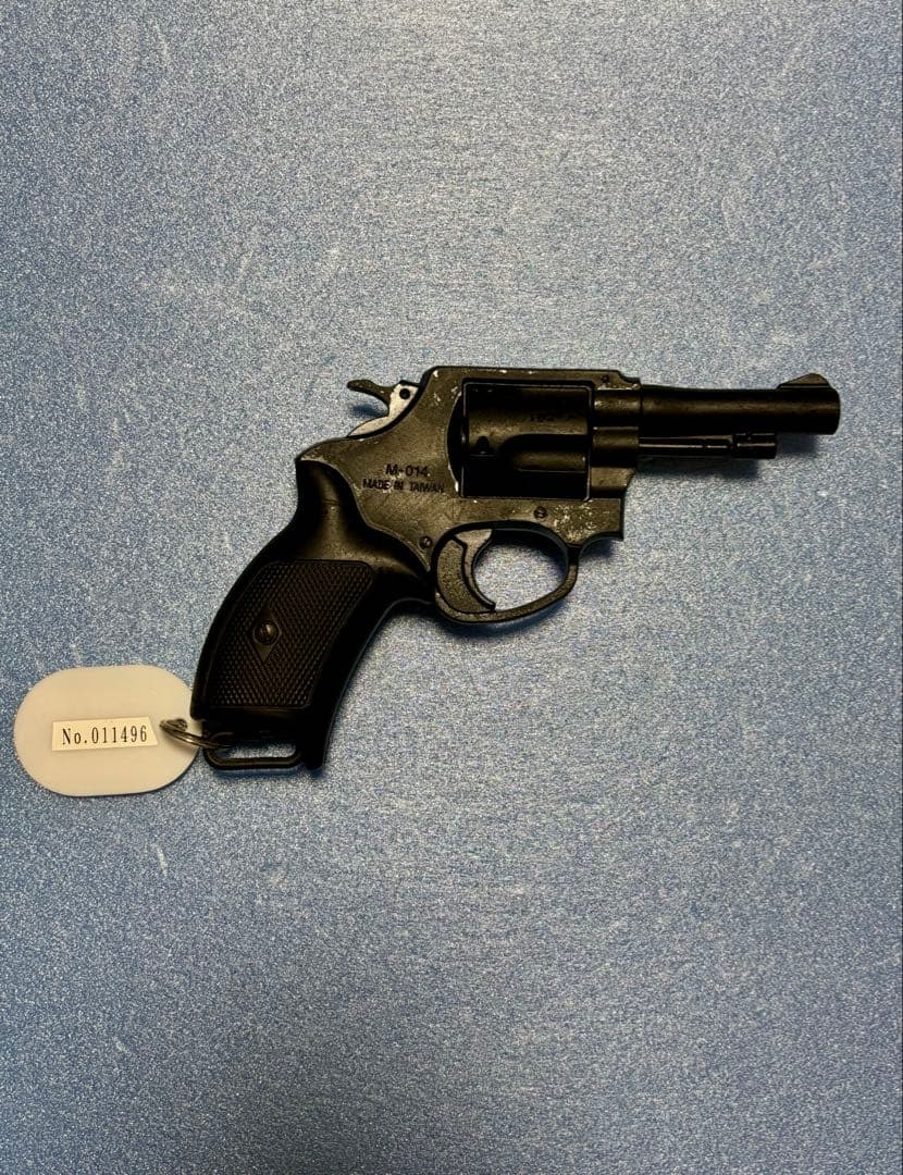 警察訓練用ゴム製ピストルタグ付き　S&W M360Sakura &ニューナンブ