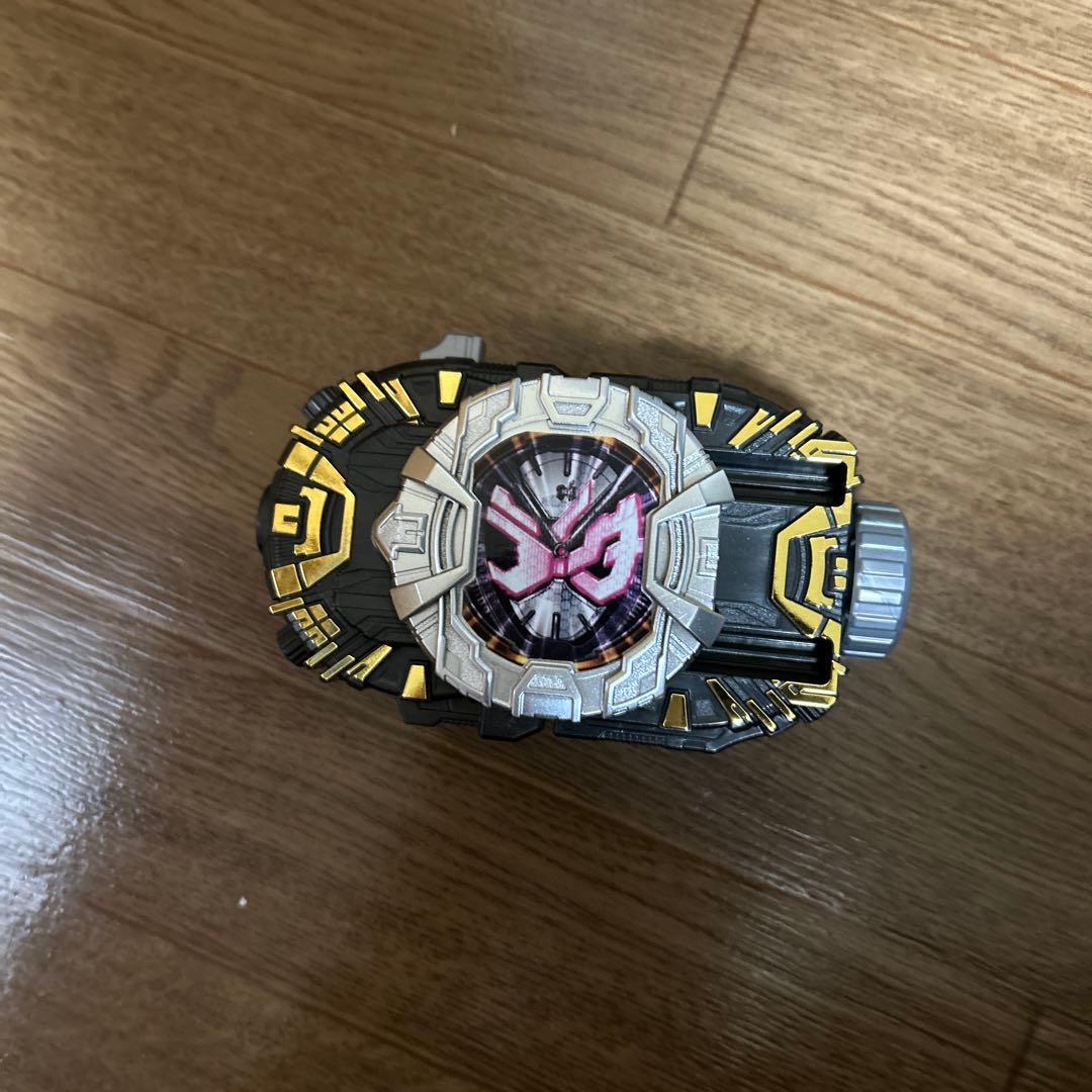 カ*）様 BANDAISHFiguarts仮面ライダーカブトライダーフォーム真骨