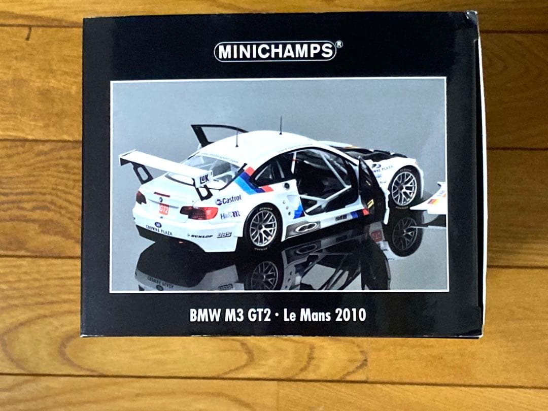 BMW M3 GT2 Le Mans 2010ミニカー 1/18