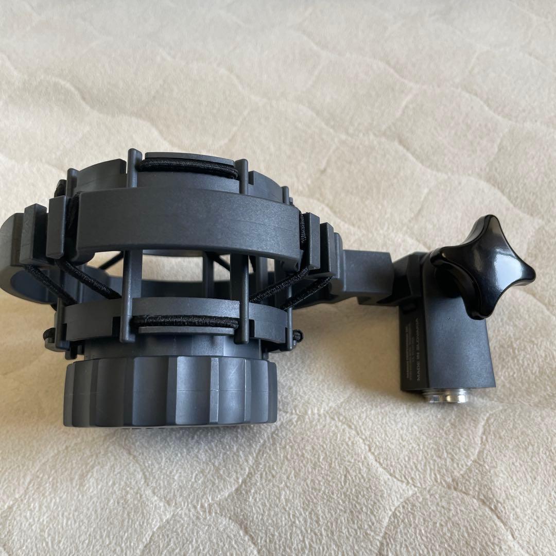 AKG C214 コンデンサーマイク 新品同様