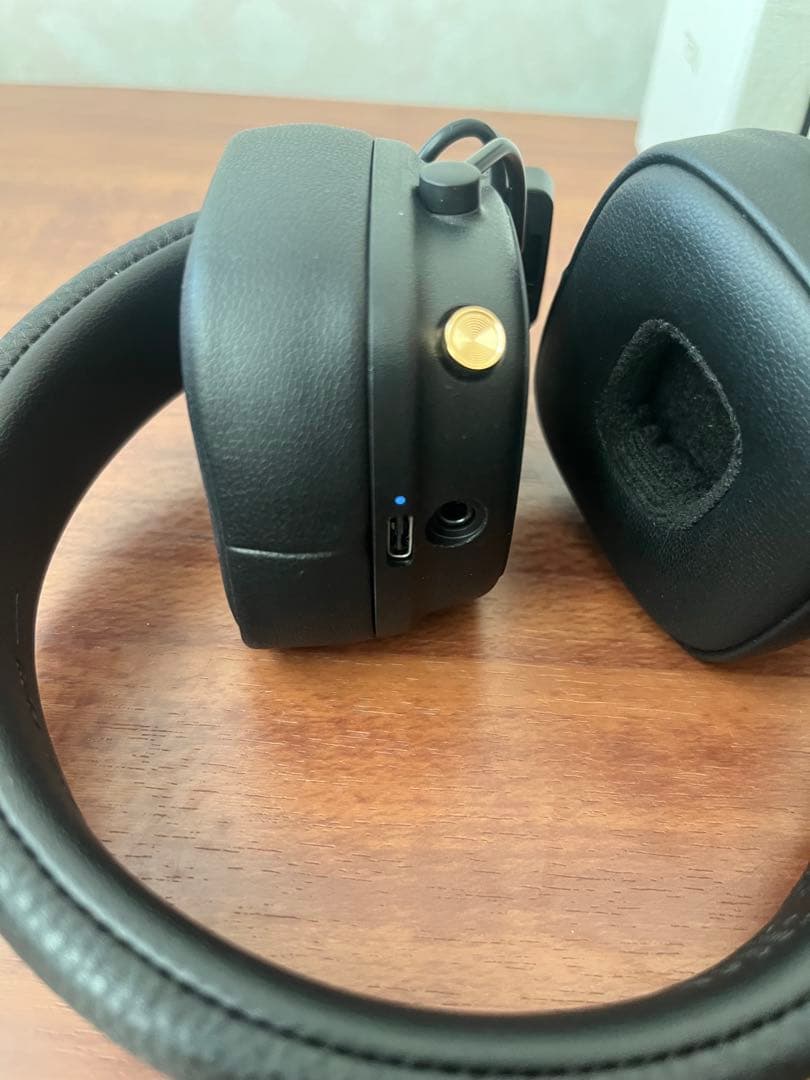 Marshall Major Ⅴ 国内正規品 美品 箱 付属品あり - メルカリ