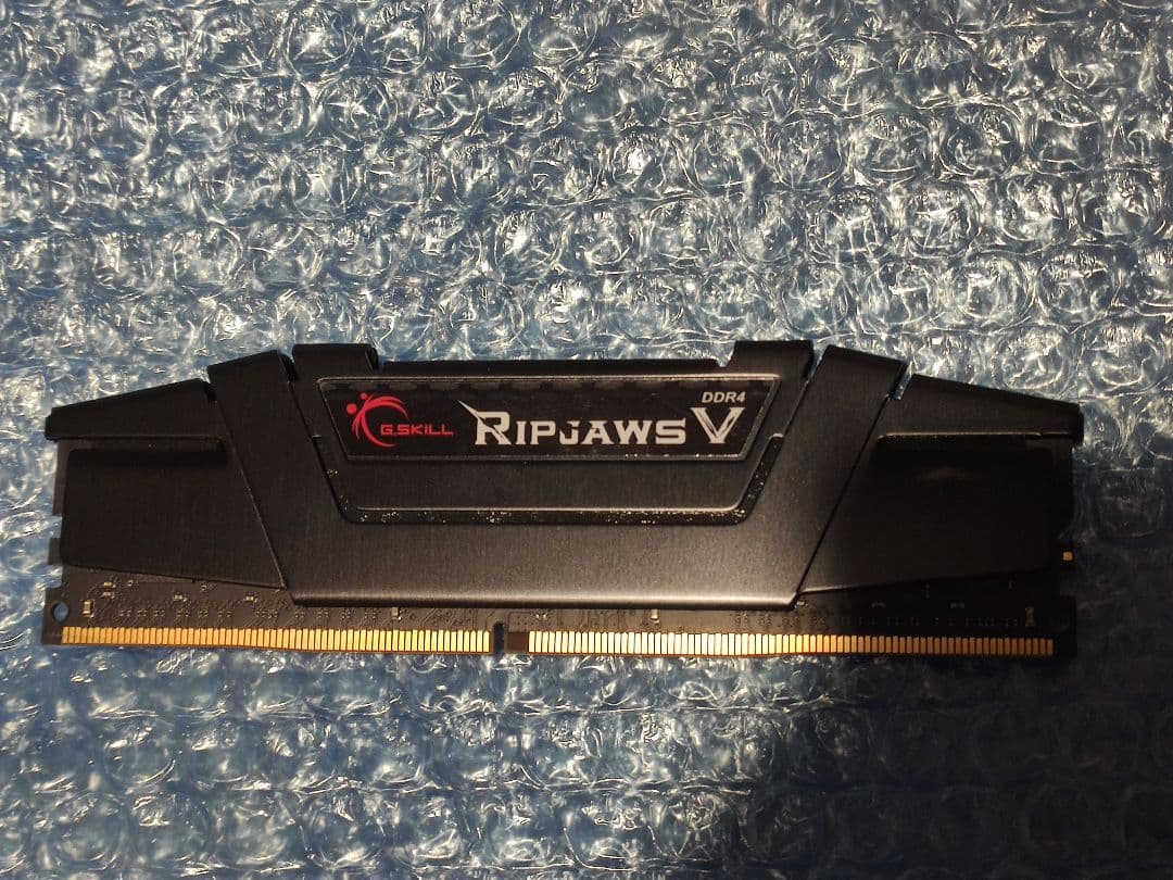 G.SKILLデスクトップ用メモリ 16GB DDR4 3200 動作品OC向け G.SKILL