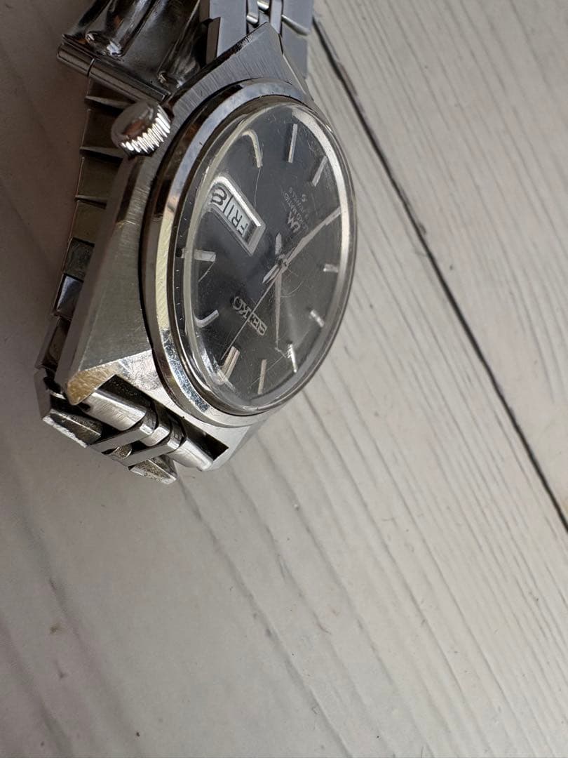 SEIKO ロードマチック 黒文字盤 ビンテージ自動巻き時計 動作品 (レ55)