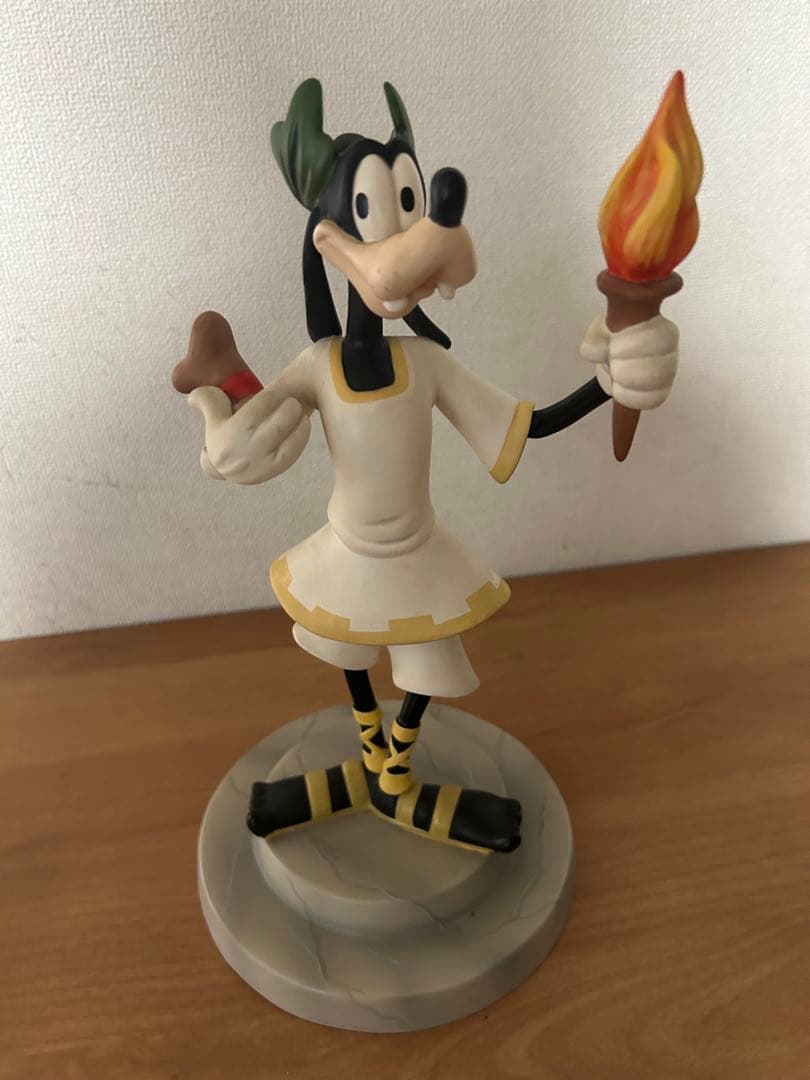 グーフィー フィギュア オリンピック　陶器