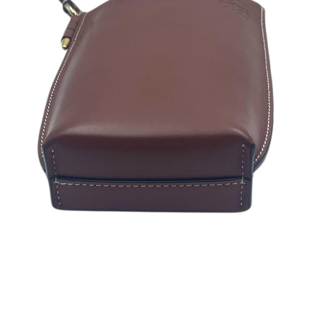 ロエベ　ゲートポケット　ショルダーバッグ　ポシェット　アナグラム　ブラウン