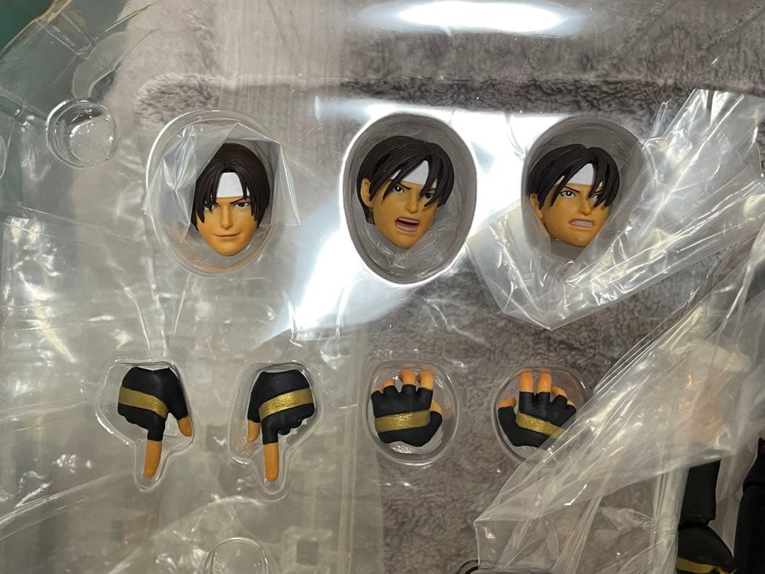 Storm Collectibles 草薙京　フィギュア　KOF