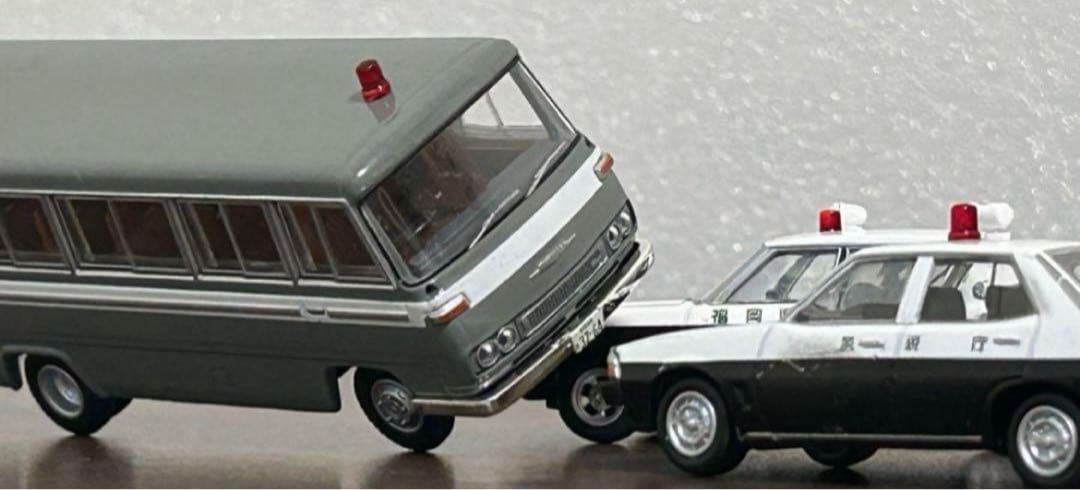 訳あり トミカリミテッドヴィンテージネオ 護送車 パトカー 3台セット