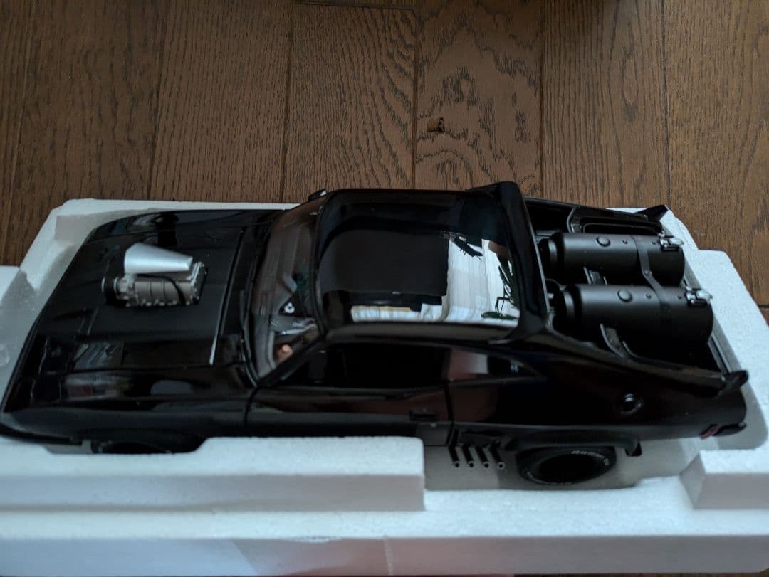 オートアート　1/18　マッドマックス インターセプター