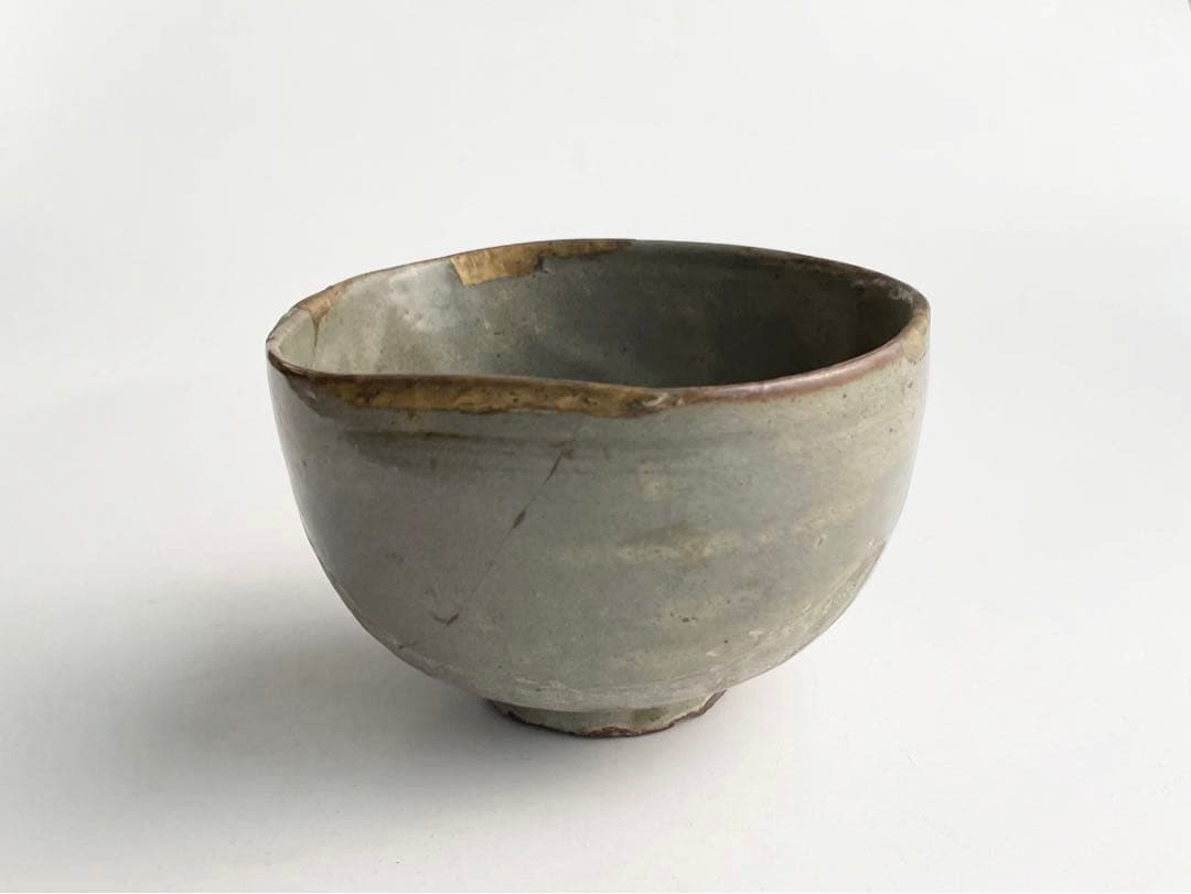 骨董　アンティーク　古唐津　絵唐津　茶碗　金継ぎ直し　金繕い　古美術　古陶磁