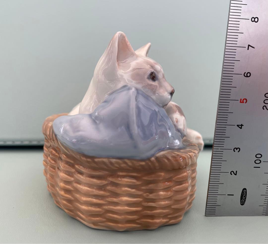 ☆美品☆ロイヤルコペンハーゲン 置物 イヤーフィギュリン 2010 ねこ 猫