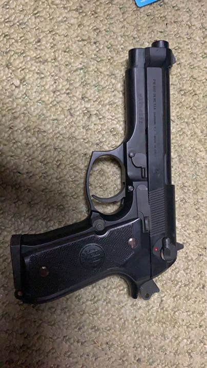 ベレッタ　M92F ガスブローバック　バイオbb弾、ガス付き