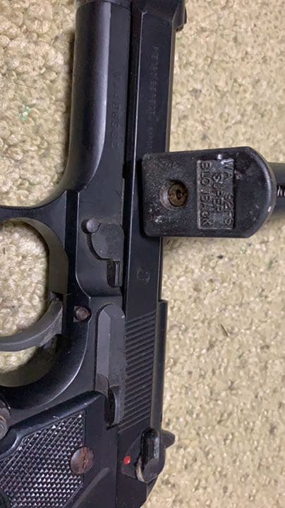 ベレッタ　M92F ガスブローバック　バイオbb弾、ガス付き