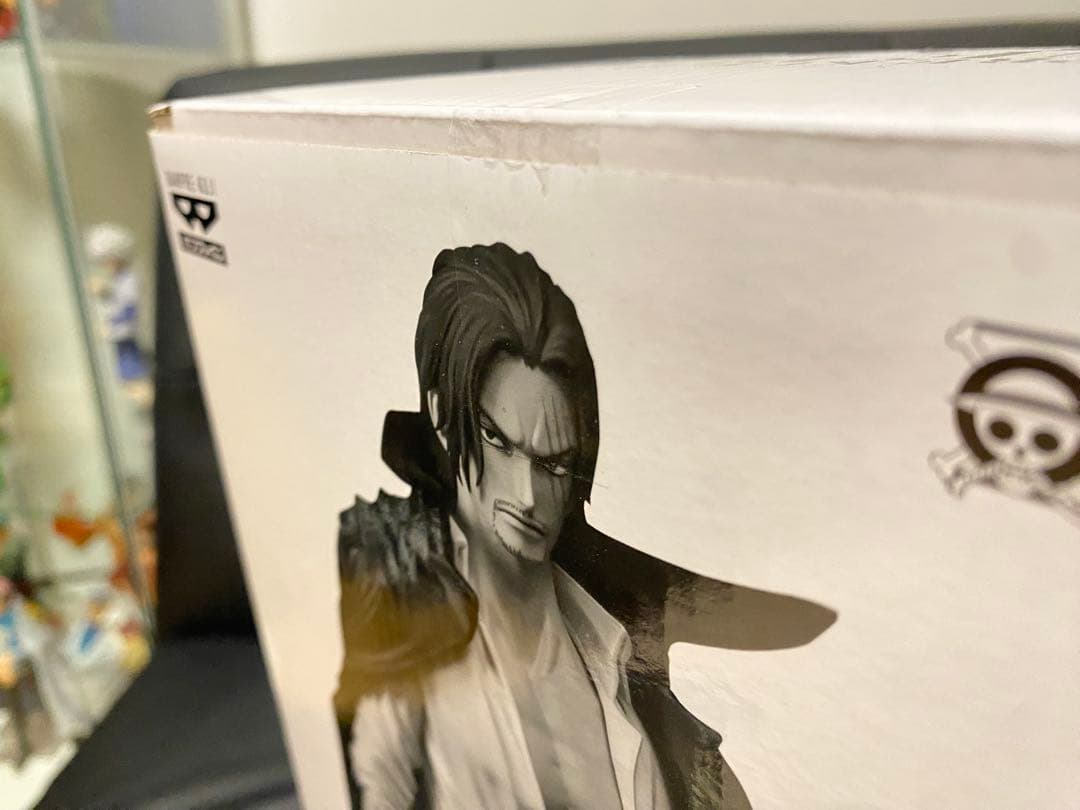 ワンピース バンプレくじPREMIUM シャンクス C賞 メタリックカラー