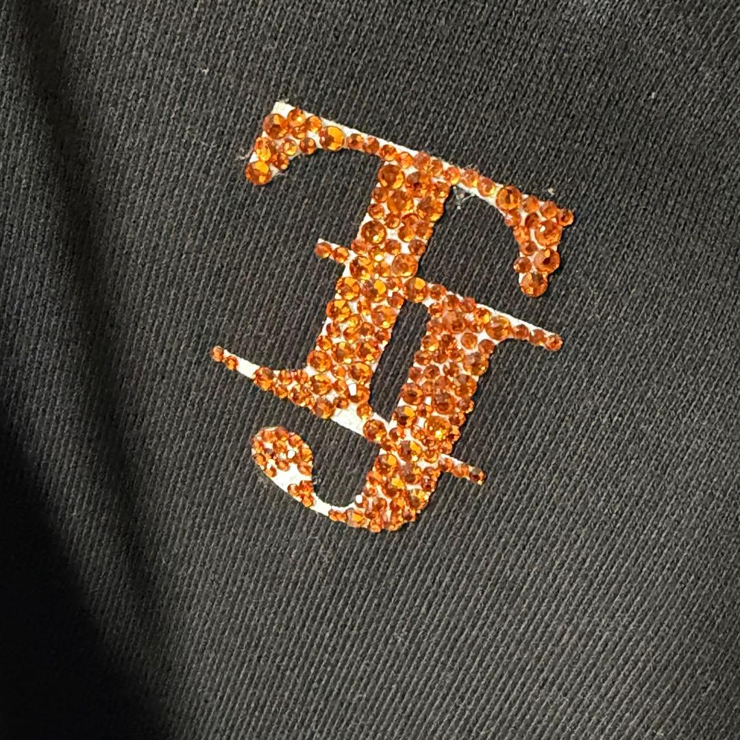 TravisJapan トラジャ VIIsual ツアーパーカー 松倉海斗 - メルカリ