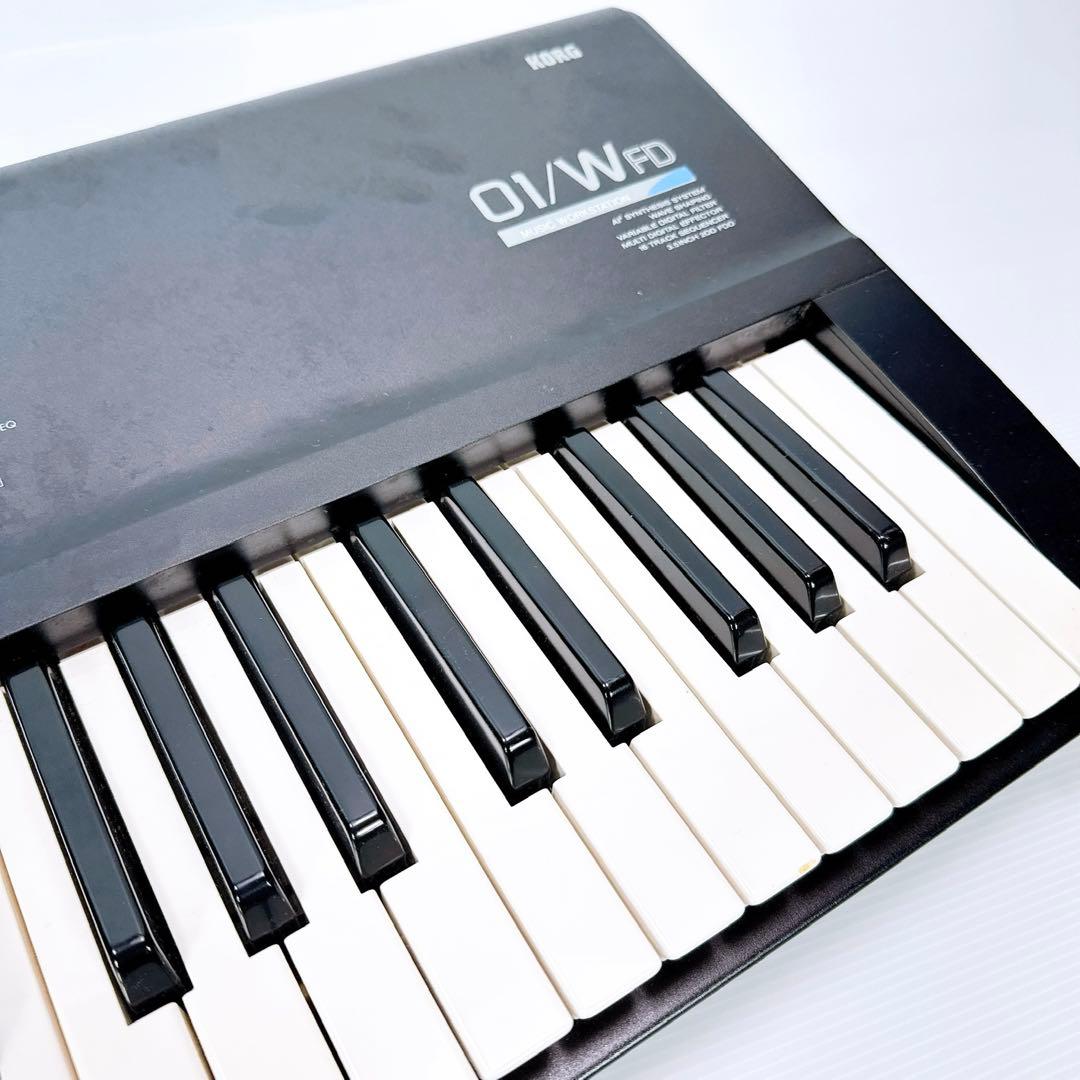 KORG コルグ 01/W FD シンセサイザー キーボード 61鍵盤