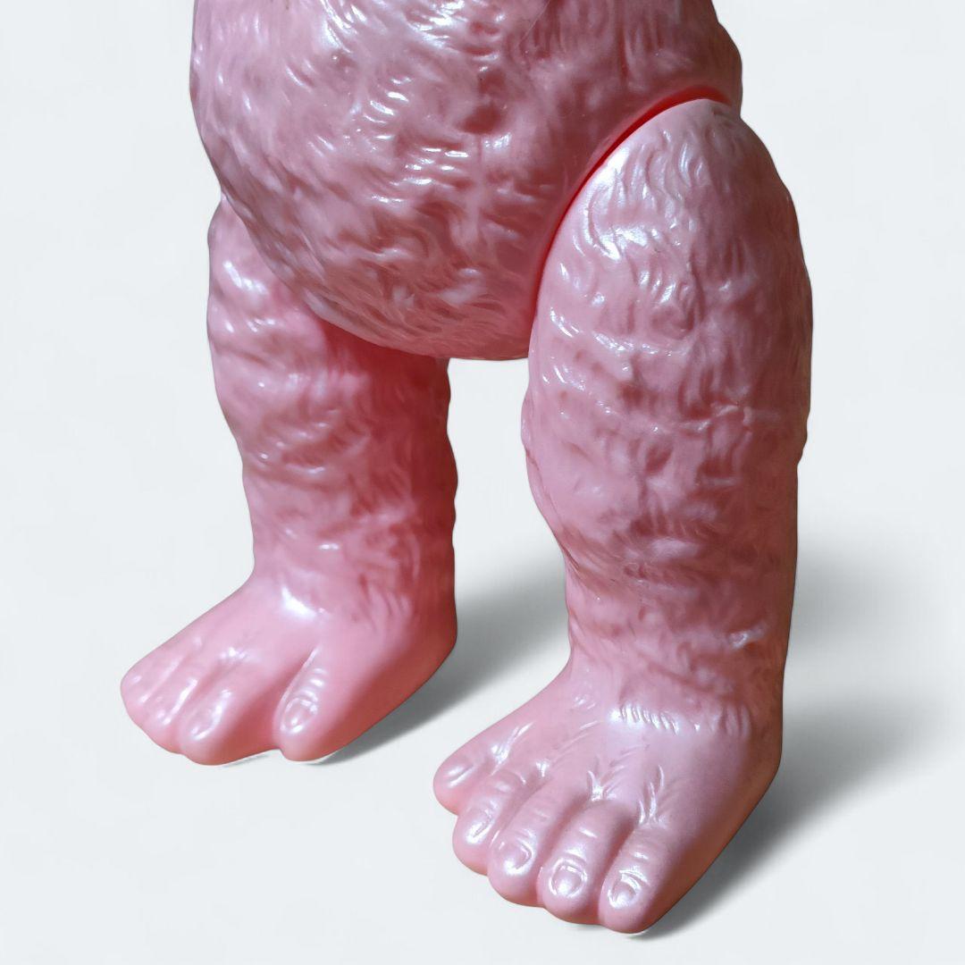 【円谷プロ】ブルマァク 復刻版 ゴロー ピンク ソフビ