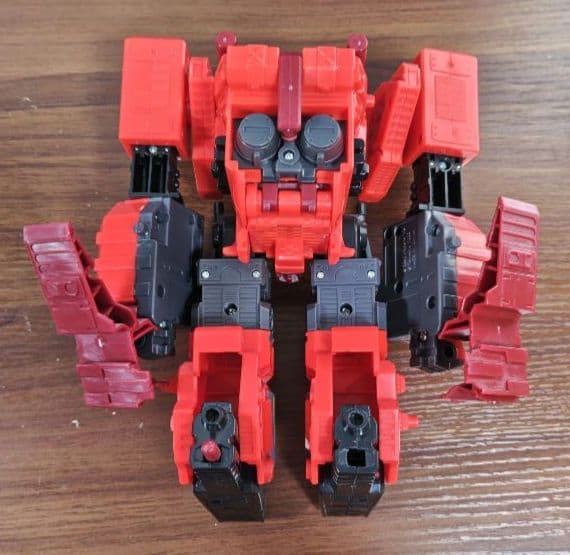 ウルトラマグナス 「トランスフォーマー マイクロン伝説」