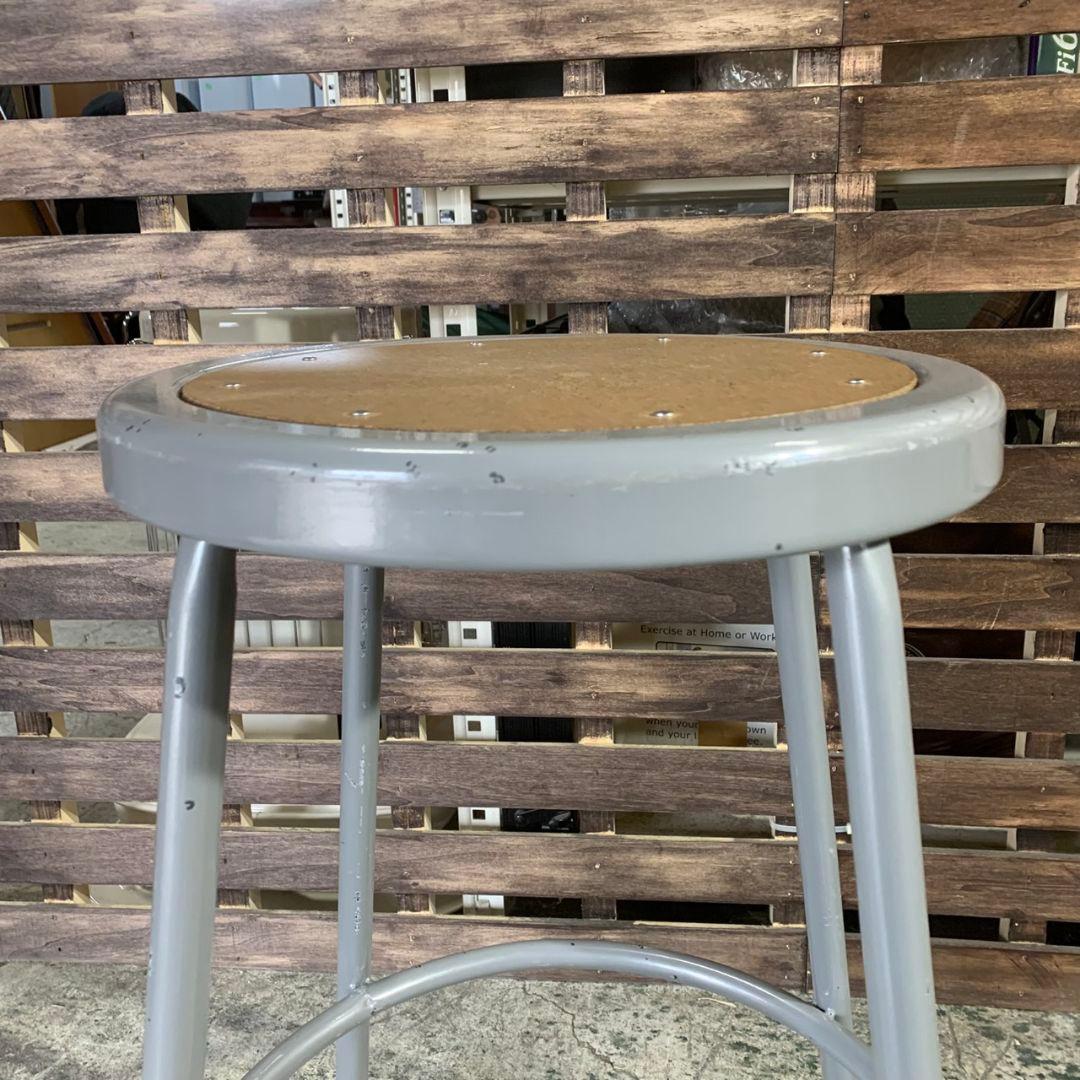 J814 LAB STOOL Mサイズ パシフィックファニチャーサービス