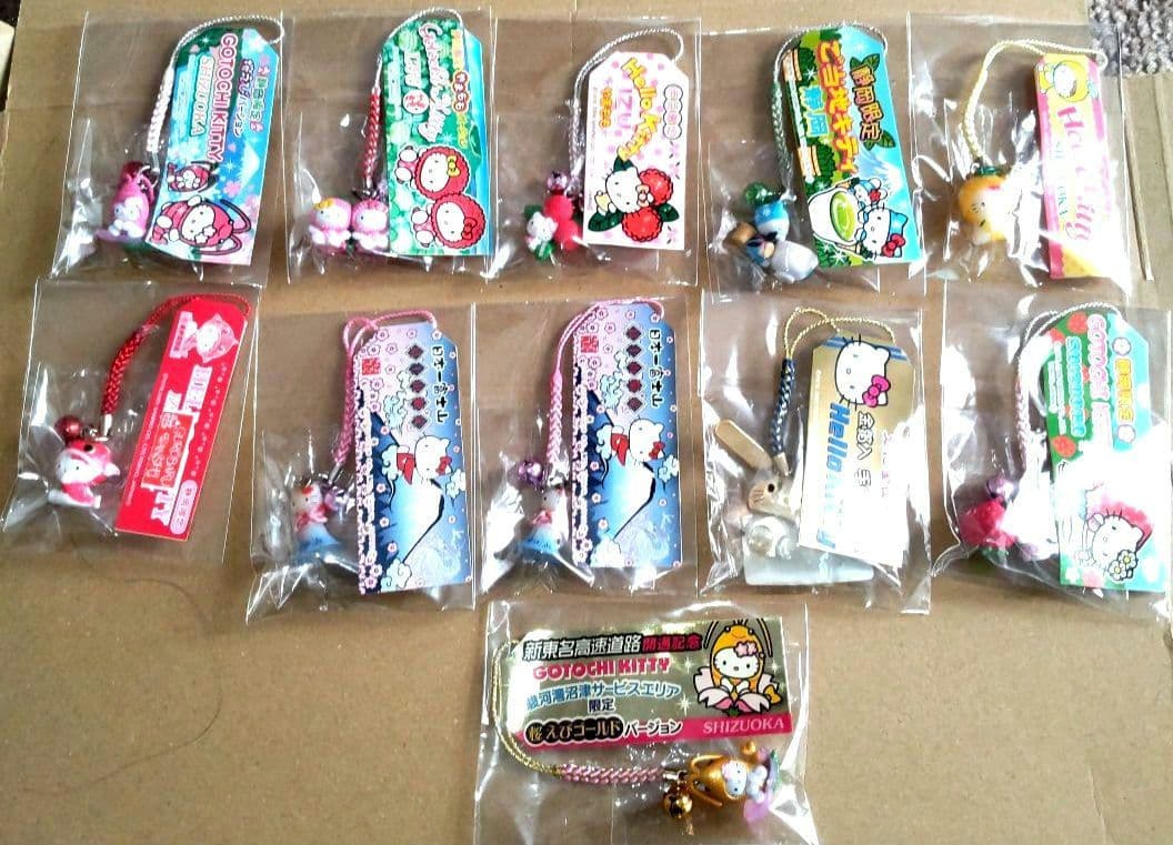 ご当地キティ♡ストラップ♡ファスナーマスコット&キーホルダー127個まとめ売り♡