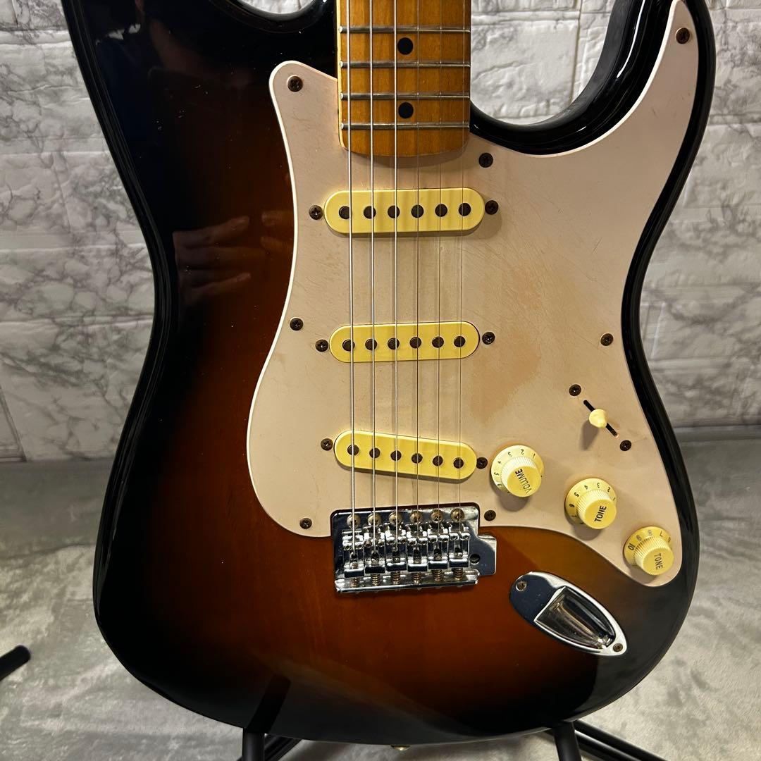 スクワイヤー アフィニティシリーズ ストラトキャスター サンバースト