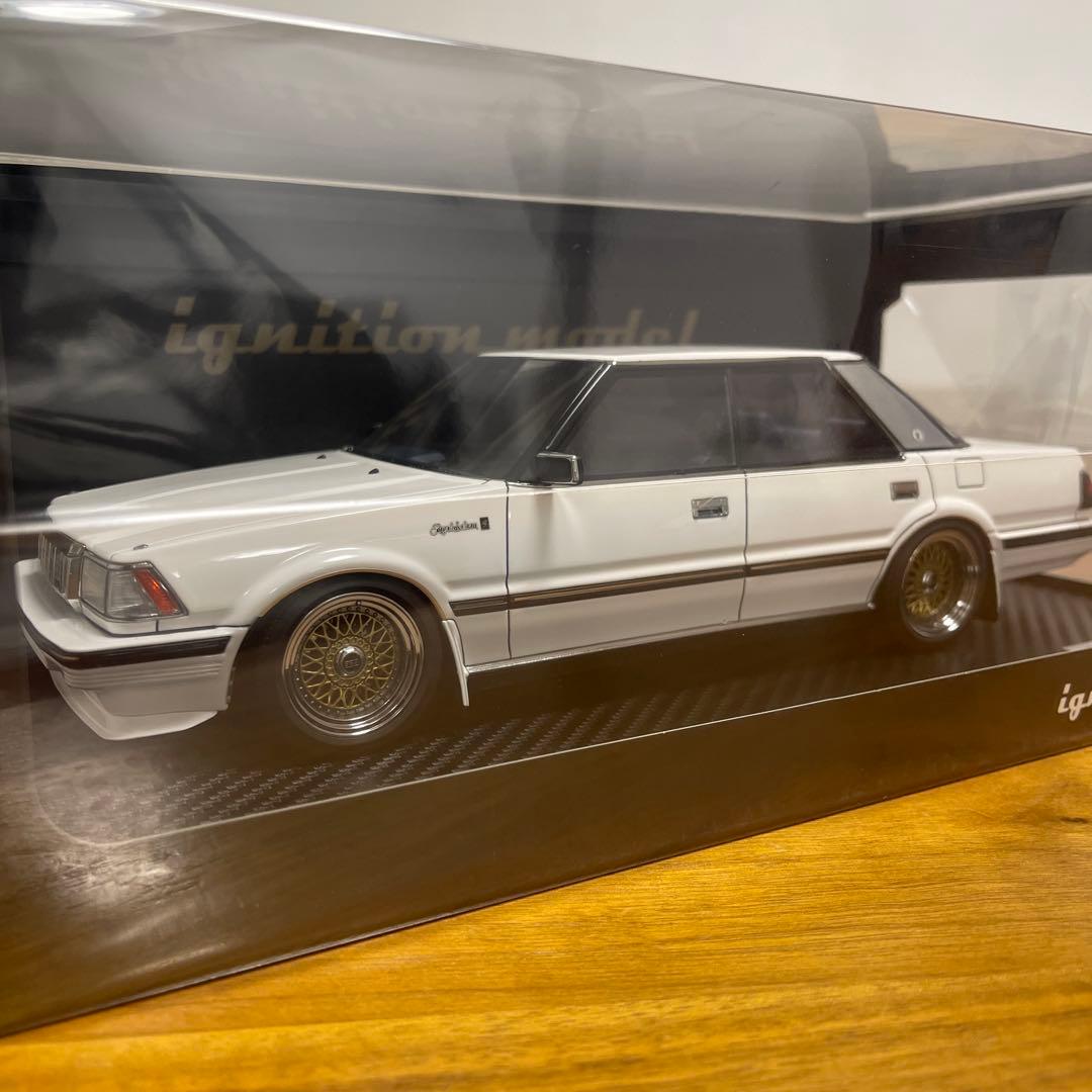 新品・未開封　IGNITION MODEL クラウン　1/18