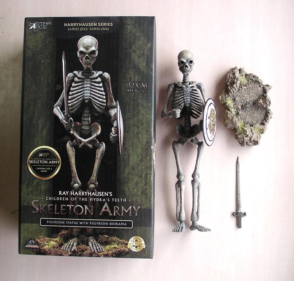 ハリーハウゼン　スターエーストイズ　スケルトンアーミー　1/6　30㎝　F422