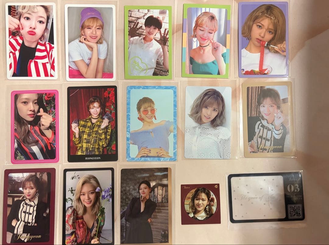 公式 TWICE トレカ ポストカード ステッカー まとめ売り