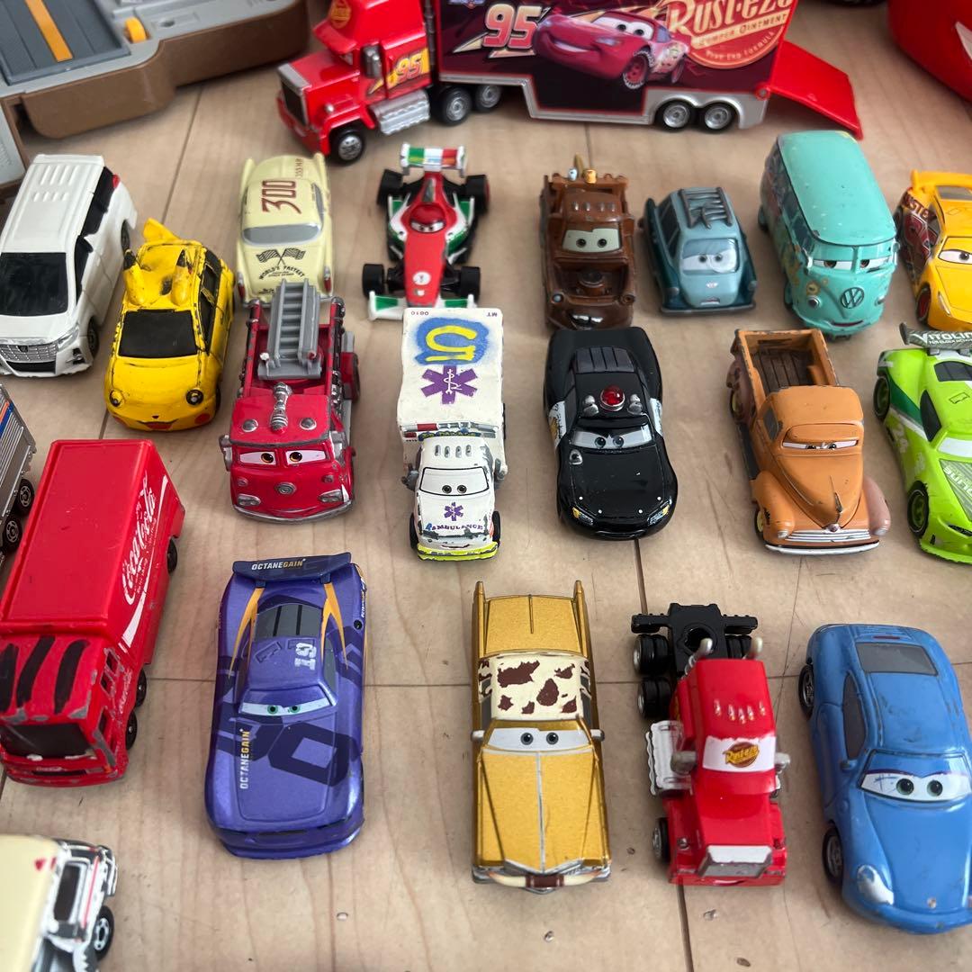 トミカ　カーズ　まとめ　ディズニー　車