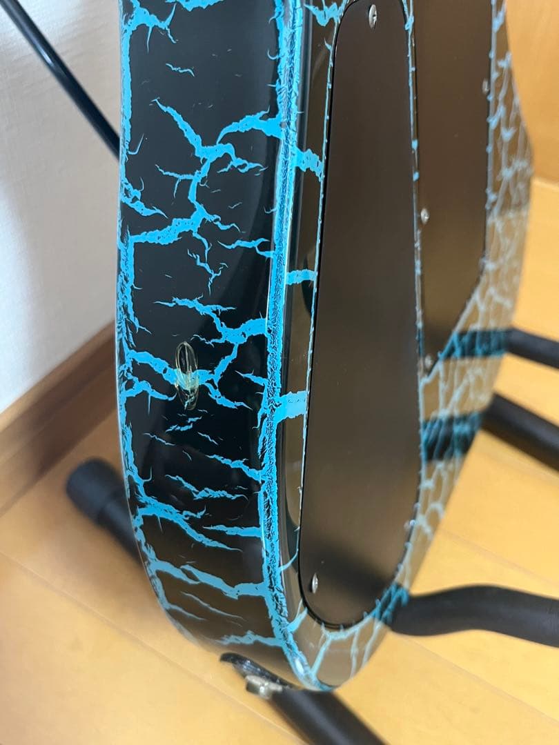 Charvel ディンキー ブルークラックル シャークインレイ フロイド