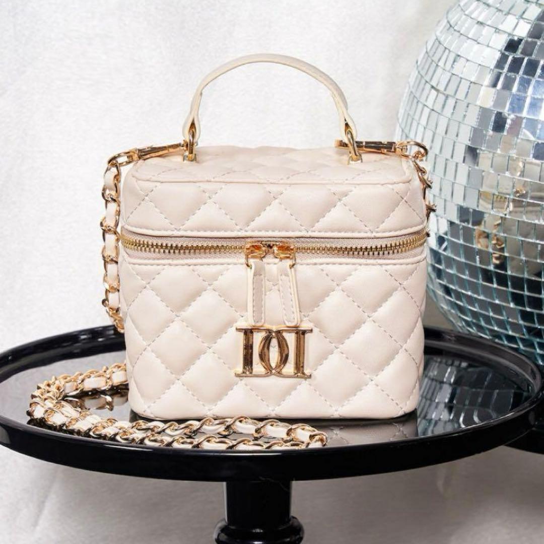 Darich キルティングスクエアミニバッグ IVO