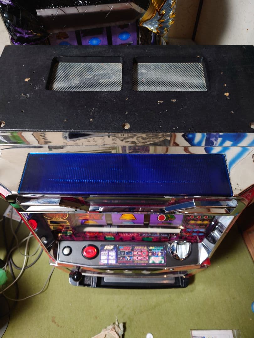 引き取り限定】パチスロ 4号機 初代北斗の拳(ユリアパネル) 実機